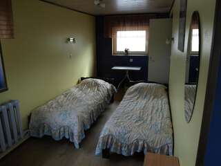 Гостевой дом Guesthouse Männiku Пярну Двухместный номер с 1 кроватью или 2 отдельными кроватями-8